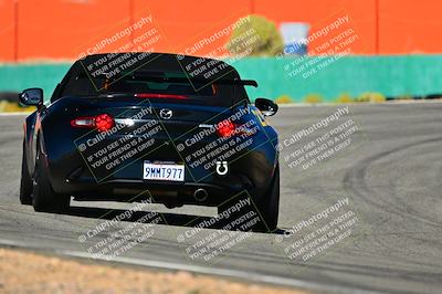 media/Oct-18-2025-Extreme Speed (Sat) [[d6d7e1fef1]]/Group 3 Purple/Session 2 (Turn 3)/